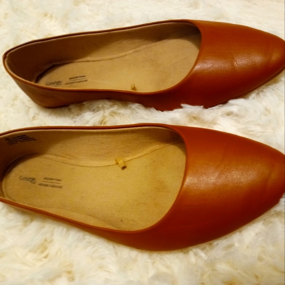 Size 10 leather flats - Picture 1 of 1